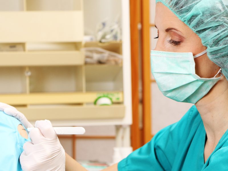 Fotografie Website Hautarzt Grimma, Operation